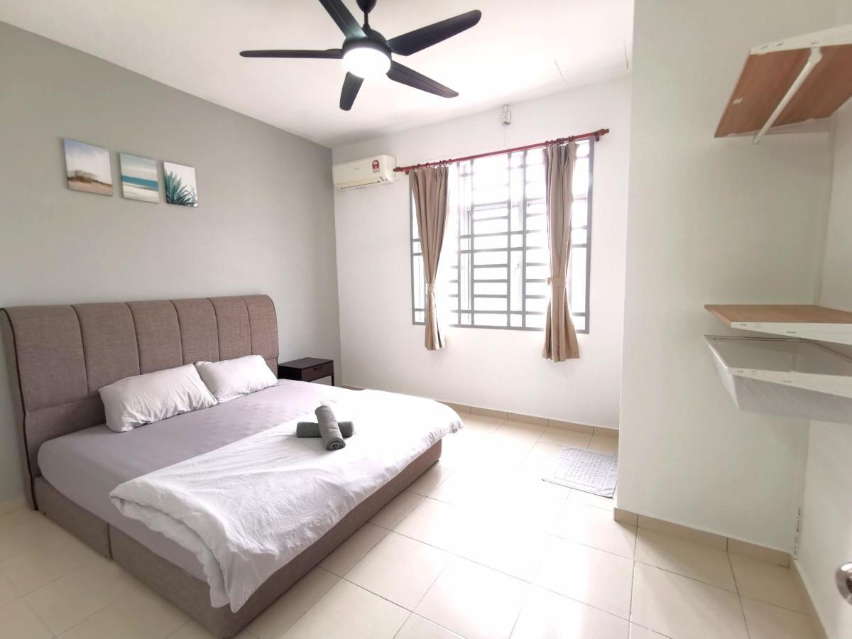Holiday home Maco Premium Corner At Mount Austin Taman Daya